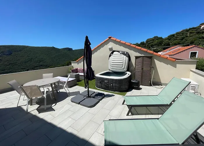 Villino con terrazzo panoramico